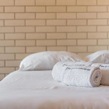 Guestready- Alameda Puff Studio *